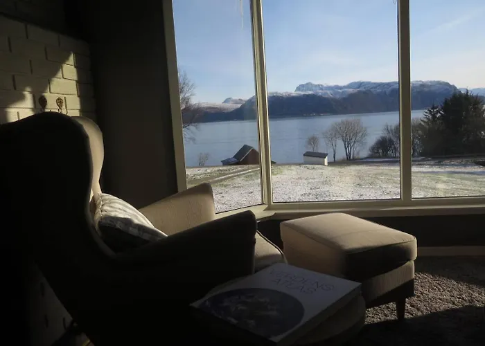 Sara's Fjord View House Tatil Evi *