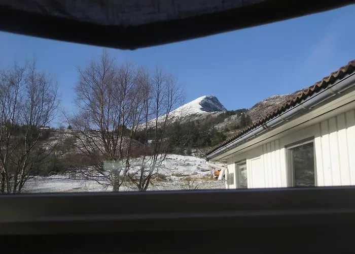 Sara's Fjord View House 別荘 *